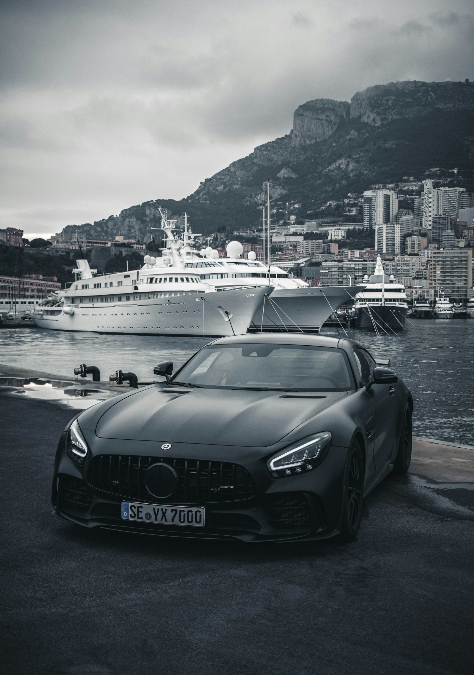 Voiture Emblem on Luxury Grille
